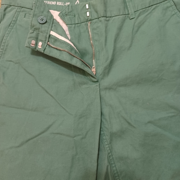 KHAKIS BY GAP SHORTS - Picture 3 of 4